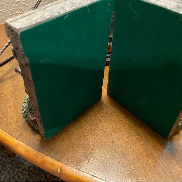 Vintage Western Decor Bookends - Picture 2 of 2